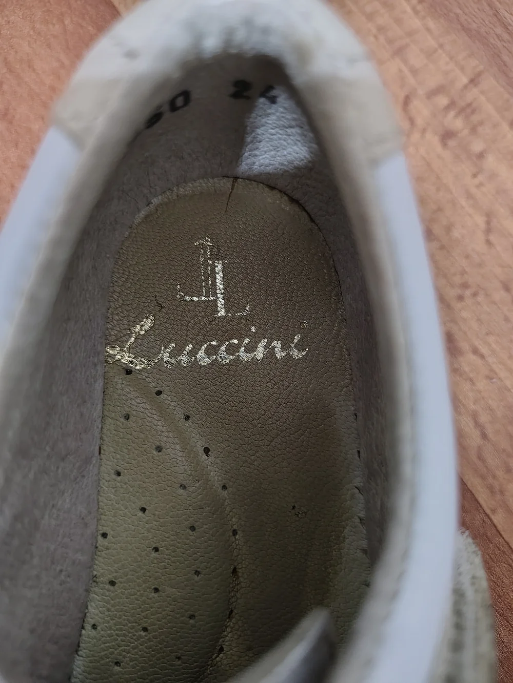 Luccini beautiful pair
